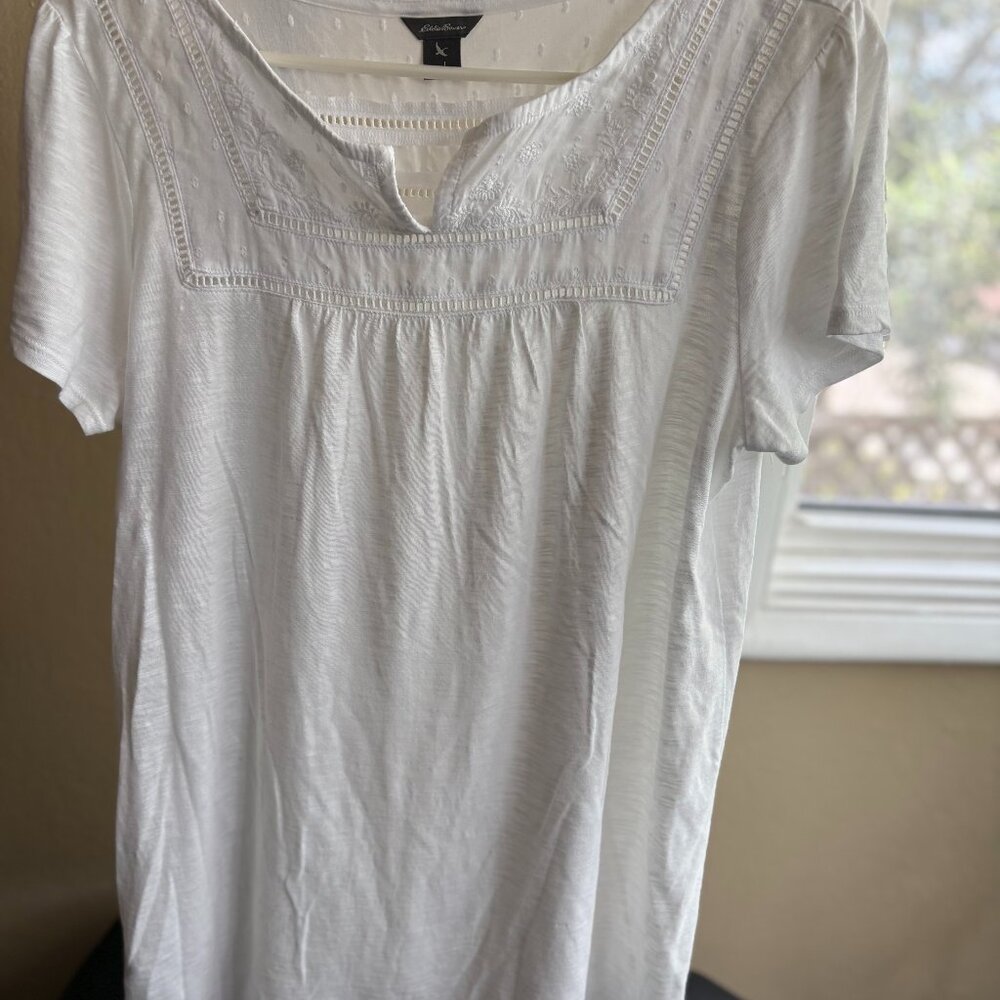 Eddie Bauer Women's White Summer Blouse- Size L- Great condition